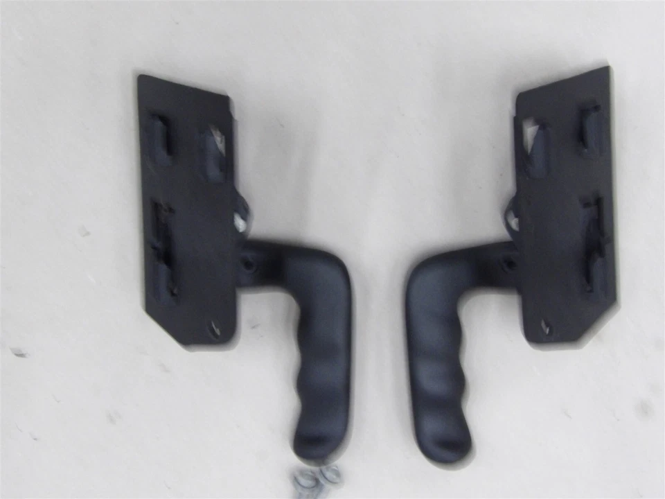 Par de manijas interiores para puertas interiores negras texturizadas Chevy Silverado Suburban Foto 2 de 2