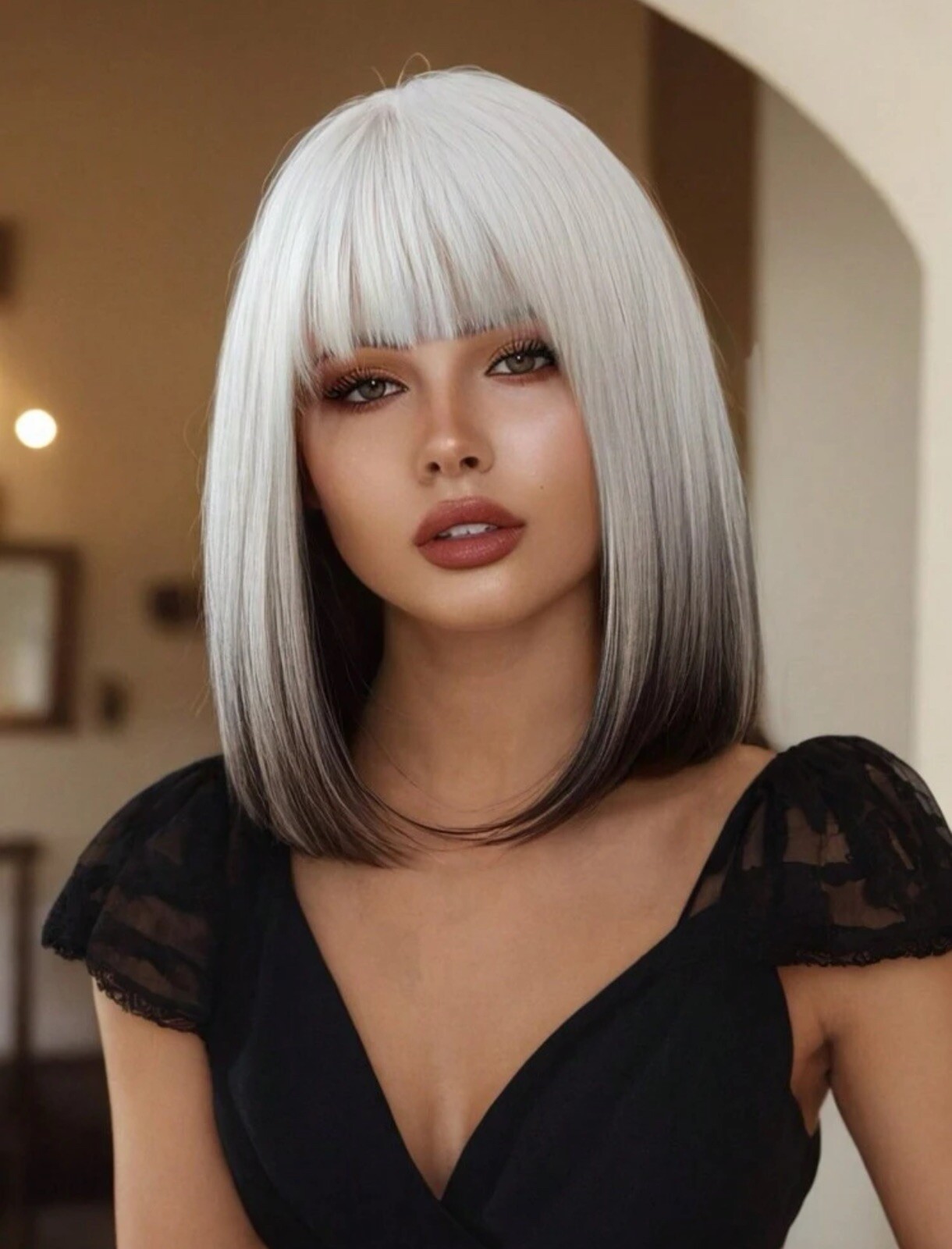 Perruque synthétique courte noir et blanc pour soirée cosplay et look urbain