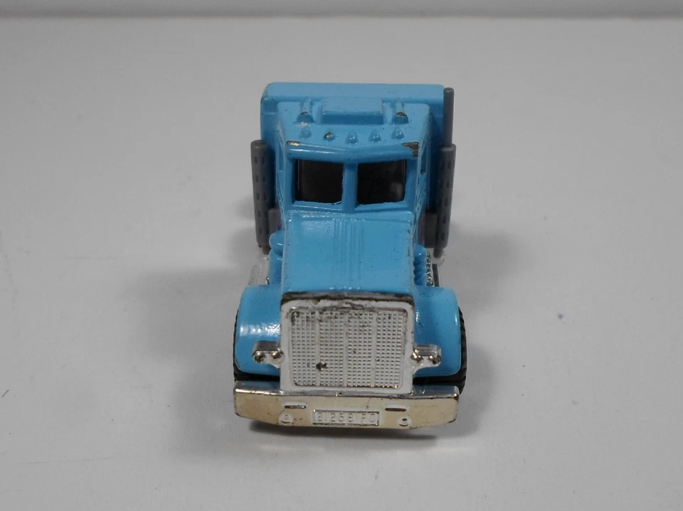 MATCHBOX VTG 1989 PETERBILT CONVENTIONAL TRACTOR MB TV 1:80 3'' DIE-CAST TOY CAR - Image 3 of 4