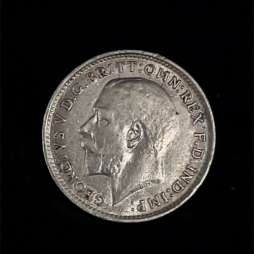 1915 GREAT BRITAIN SILVER THREE 3 PENCE KM# 813 GEORGE V - UNCIRCULATED. - Picture 3 of 8
