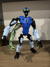Bionicle Hero Factory  Ben 10 Alien Force Swampfire Big Chill Random Pieces