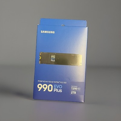 Samsung EVO plus 2TB PCle  4.0 x4 / 5.0 x2 NVMe M.2 SSD SEALED NEW