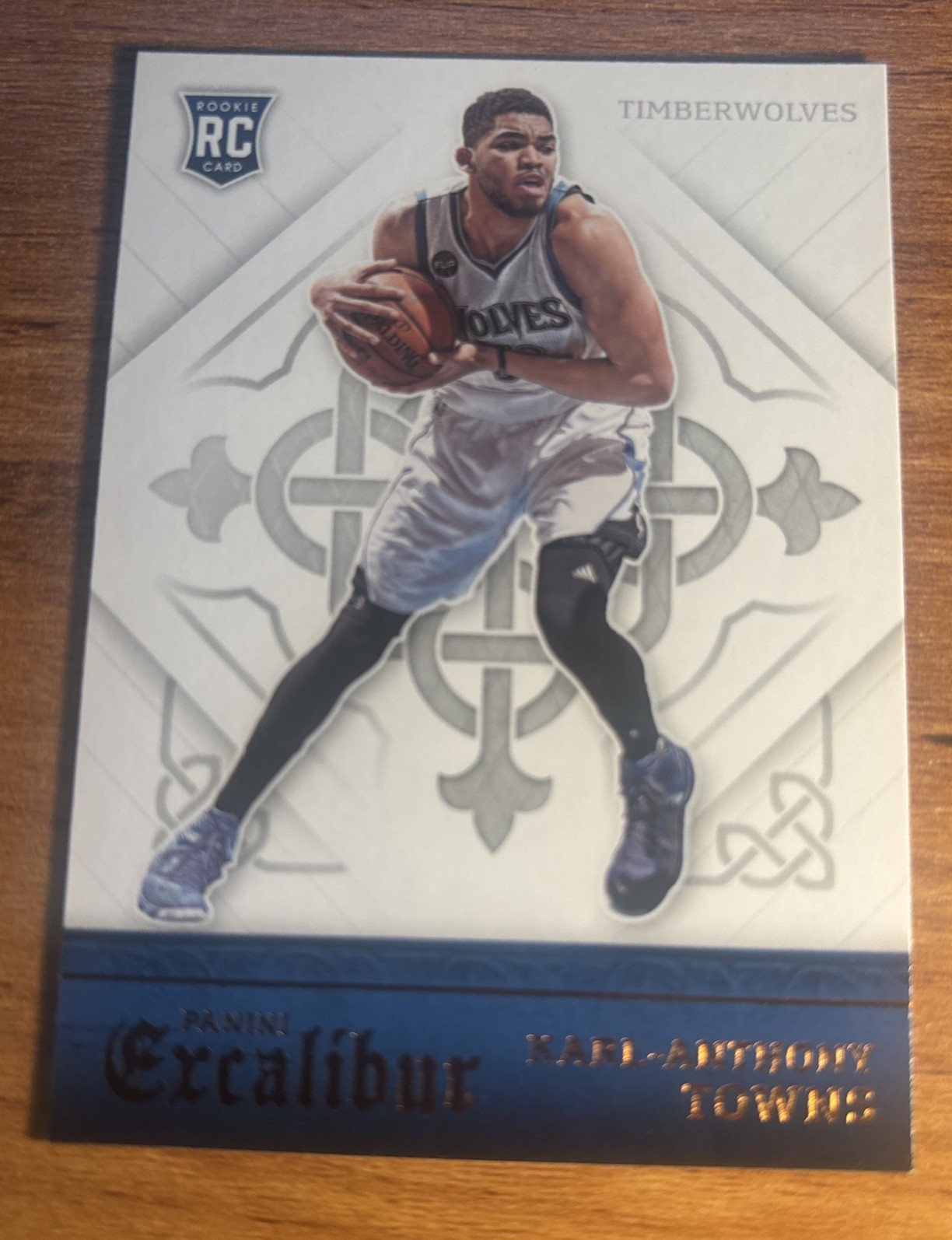 2015-16 Panini Excalibur - Rookies Karl-Anthony Towns #167 (RC)