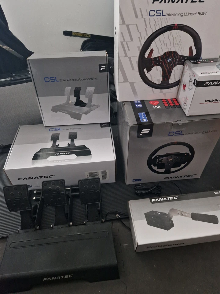 Fanatec CSL Elite Set, Racing Wheel mit QR1, Pedals, Load Cell Brake, Handbrake - Bild 2 von 4