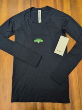 Lululemon Swiftly Tech Long Sleeve Top 2.0 Race Shirt Women's 6 Hip Length Navy