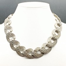 Vintage Silver-Tone Choker Necklace With Intricate Leaf Pattern Chain Design