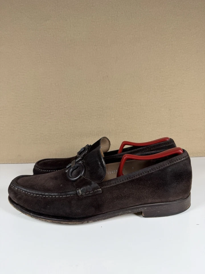 $850 SALVATORE FERRAGAMO "ROLO" Suede Brown Loafers Mens Size 9 EE - Image 3 of 4