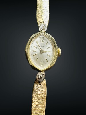 Classy 14K Gold Ladies TOURNEAU 21 Jewels, Mechanical Wind