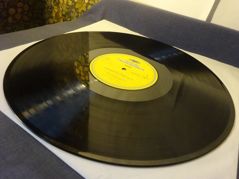 NM BRAHMS - SYMPHONY NO 2 LP, Los Angeles P/O, Carlo Maria Giulini, DG 2532 014 - Image 4 of 4