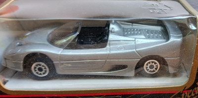 Ferrari F50 Die Cast Metal Super Car Silver Maisto 1:64 Scale Supercar New n Box