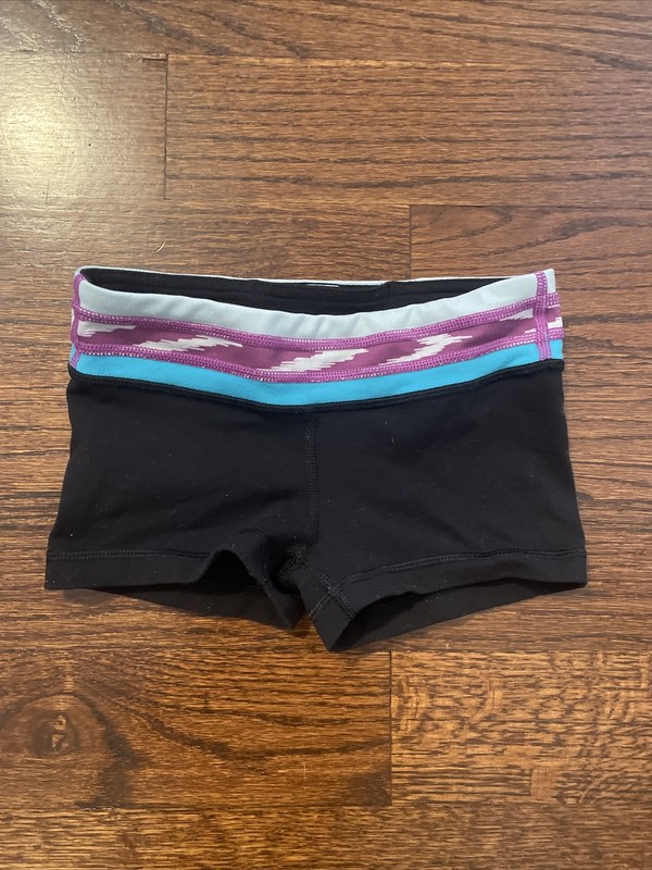 Girl’s Ivivva Black Gymnastics/Dance Shorts Size 7 Reversible