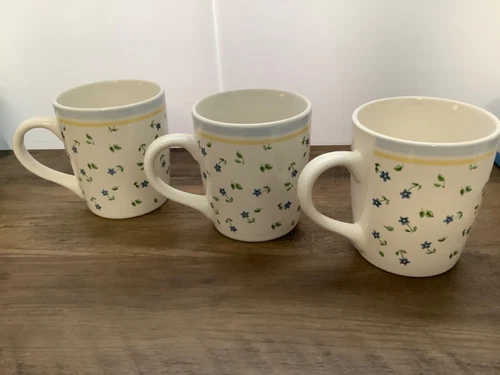 Pfaltzgraff Melissa Pattern Coffee Cups Mugs Set of 3 Blue Flowers NICE