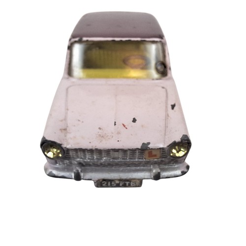 Corgi Toys 232 Fiat 2100 Pink Lilac Glidamatic Spring Suspension Boxed Die-Cast - Picture 8 of 20