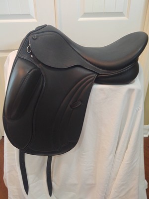 PDS Delicato Monoflap Dressage 18'' NEW