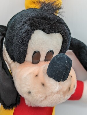 Walt Disney Goofy Plush Toy Stuffed Animal Vintage With