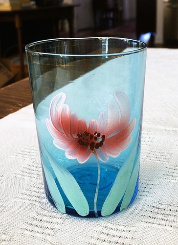3 vintage/antique BLUE GLASS TUMBLERS w/ HAND PAINTED FLORAL DESIGN - Picture 3 of 4