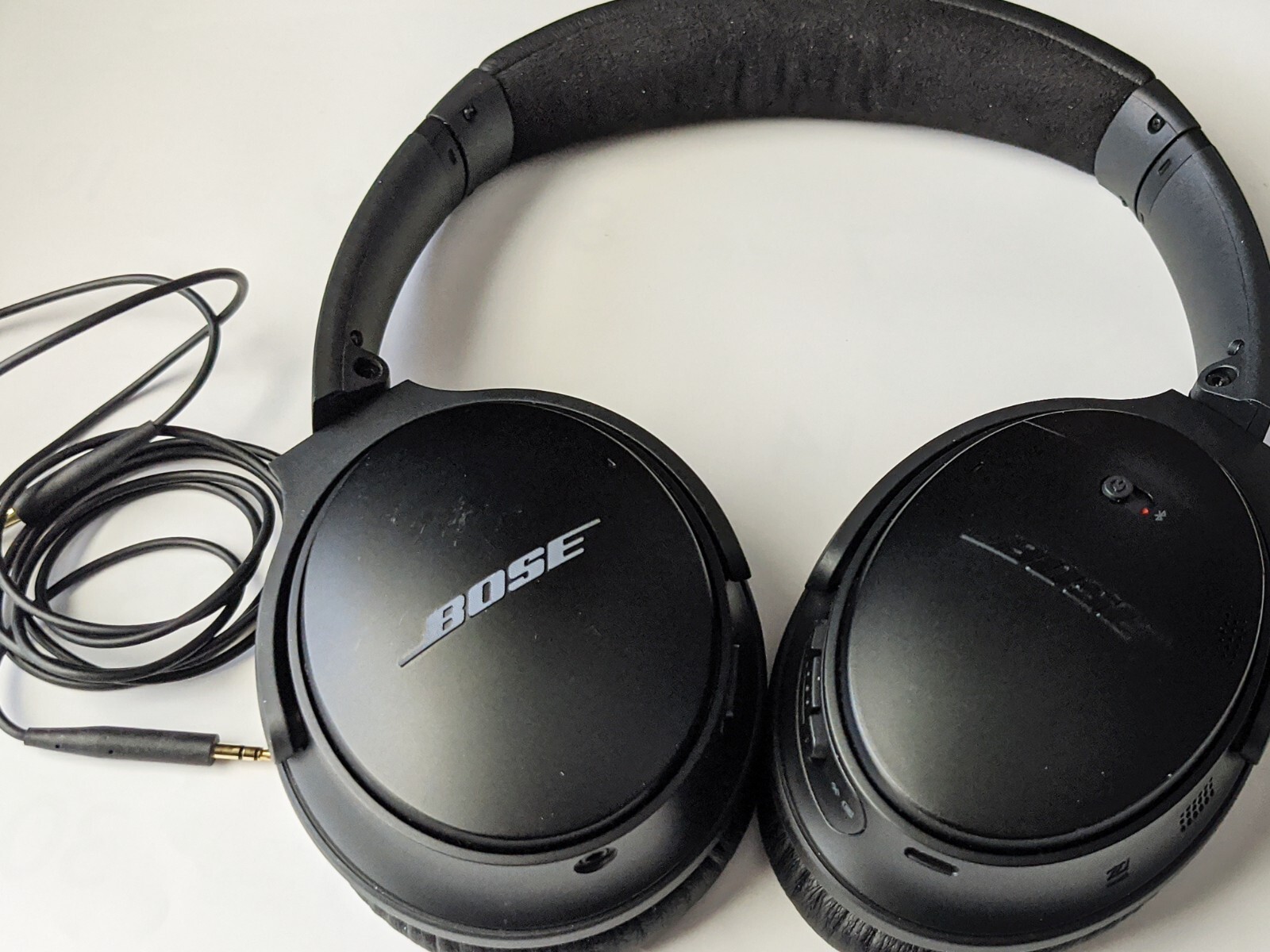 Bose QuietComfort 35 II Bluetooth Wireless Over-Ear Headphones - Black-image