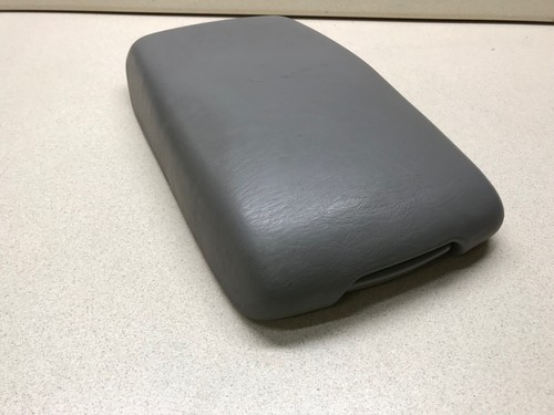 2003 2007 TOYOTA CAMRY CONSOLE ARM REST LID FACTORY ARMREST GRAY OEM - Picture 2 of 5