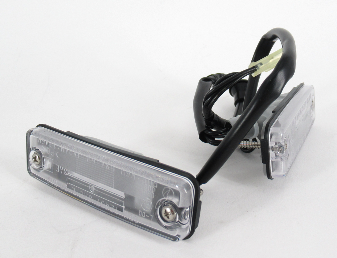 Genuine OEM Subaru 84301SA003 Rear License Plate Light Lamp Assy