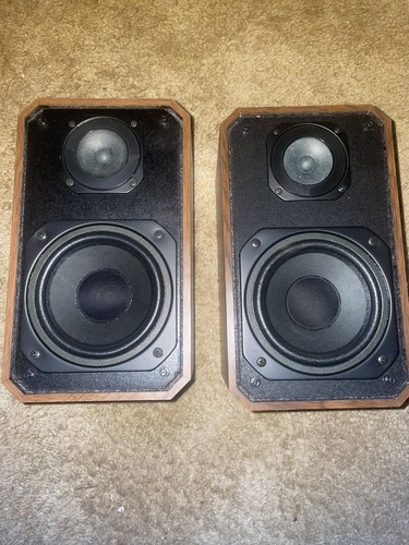 Set Of Optimus STS 50 2-Way Walnut Grain Vinyl Bookshelf Stereo Speakers Ex Cond - Picture 2 of 15