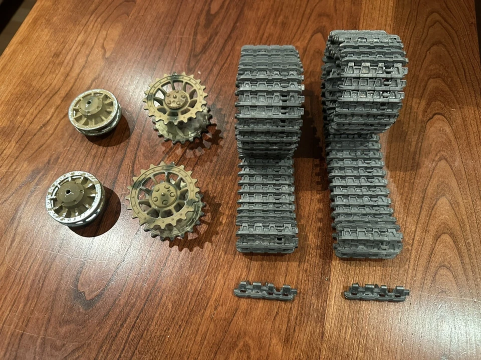 Mato Mart Tiger Tank Tracks, Idler Wheels and Drive Gears - Image 2 of 3