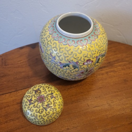 Vintage Chinese Ginger Jar Yellow Pot 12cm tall - Picture 4 of 6