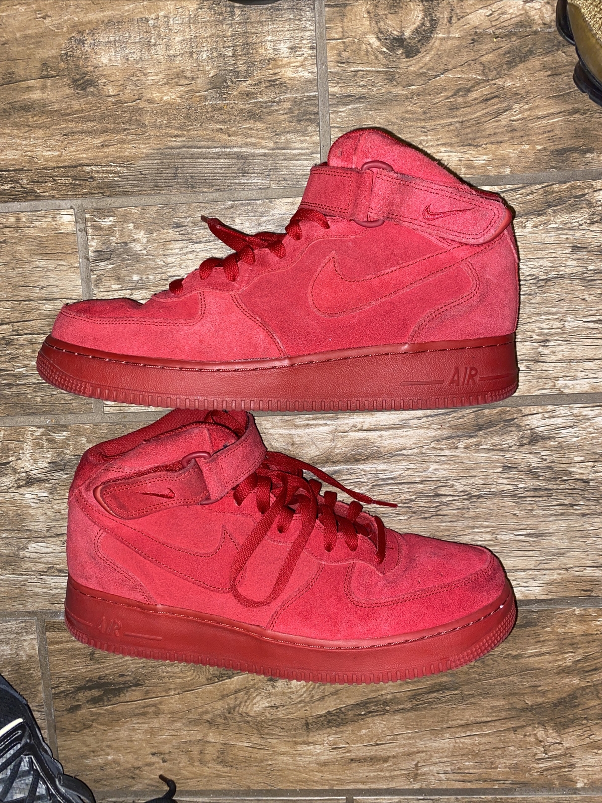Nike Air Force 1 Mid '07 Red October 