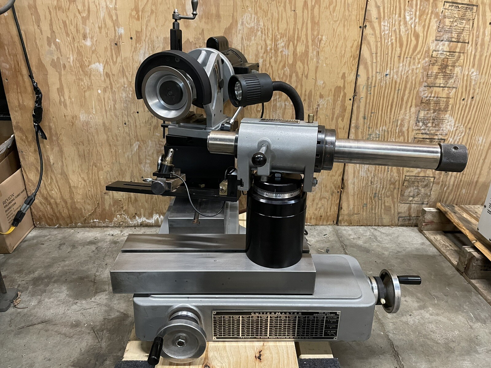 CUTTERMASTER MG-30 END MILL SHARPENER w/Z AXIS RISER & PNEUMATIC FINGER - Picture 2 of 12