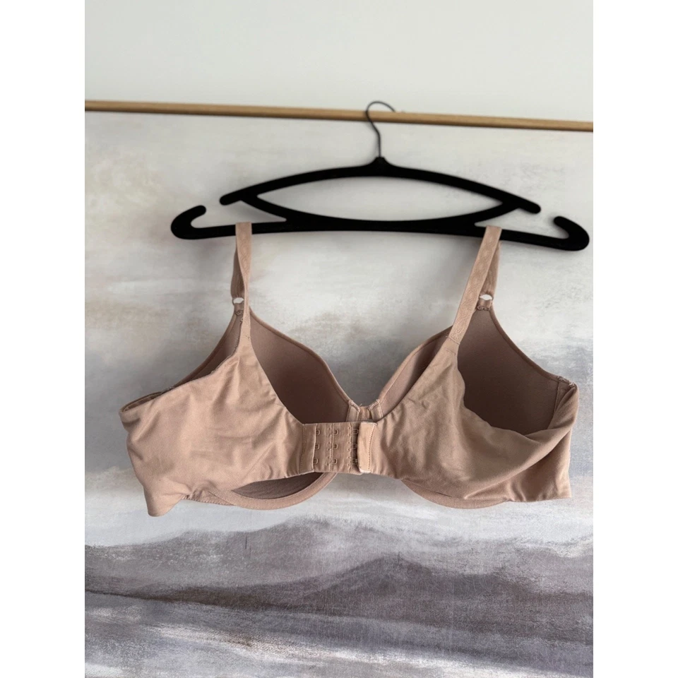 Sujetador Warners "All You Need" con aros almendra tostada 38C cierre trasero acolchado Foto 3 de 4