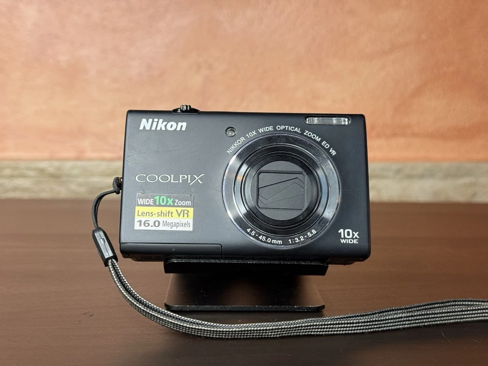 **LEGGI** Nikon Coolpix S6200 16.0MP Fotocamera digitale compatta 10X CCD 16 MP - Immagine 2 di 4