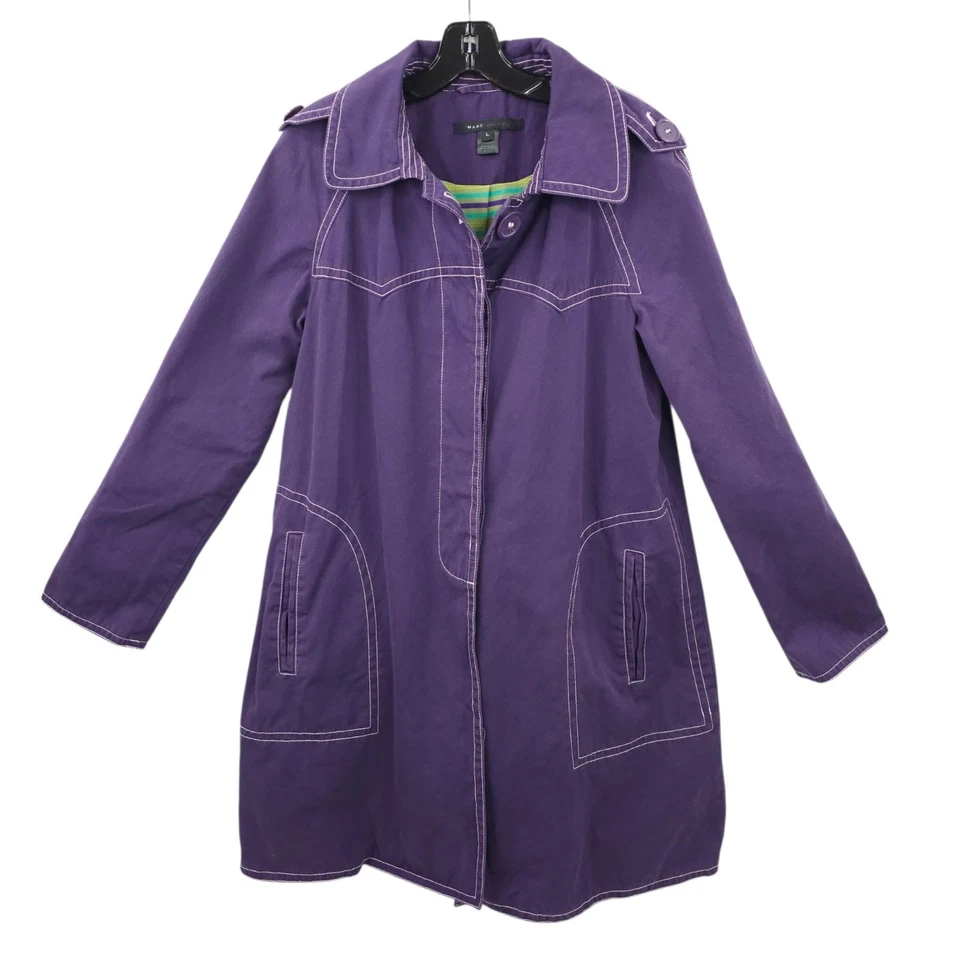 Gabardina de mezclilla Marc Jacobs para mujer forrada en L cubierta tapeta punto en contraste Foto 2 de 4