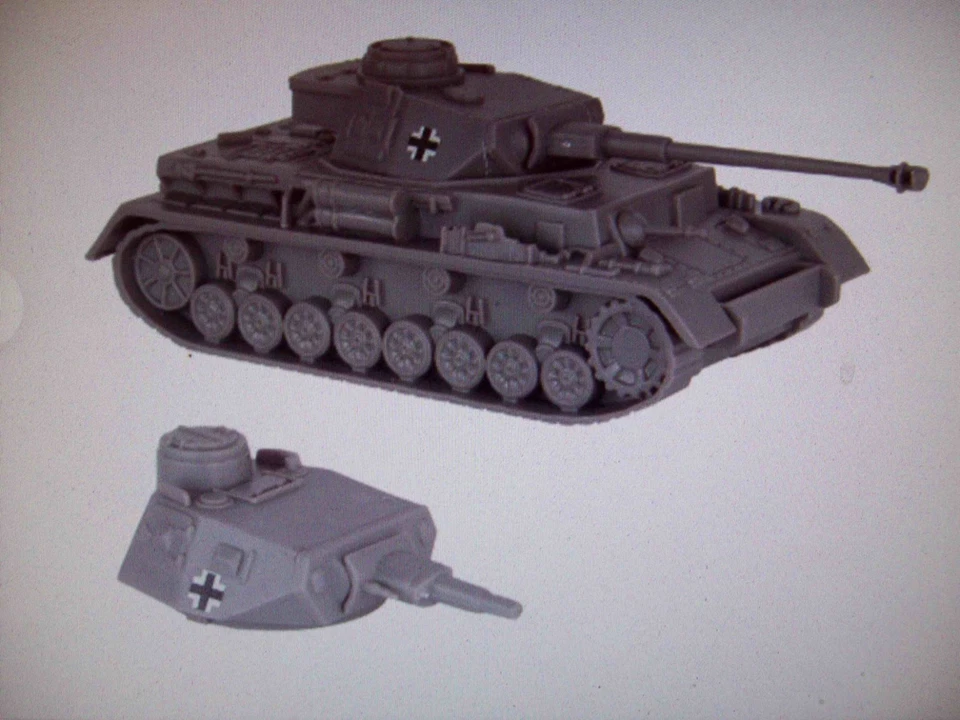 New, MIP reissue VictoryBuy/BMC [ CTS]  WW2 German Panzer IV tank, w/two turrets - Image 3 of 3