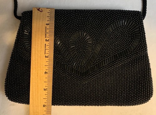 Schöne schwarze Abendtasche mit Perlen - Bild 8 von 9