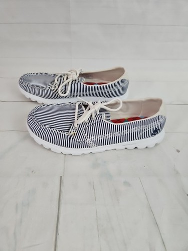 Sneakers Skechers On The Go Resalyte casual a righe da donna taglia 7,5