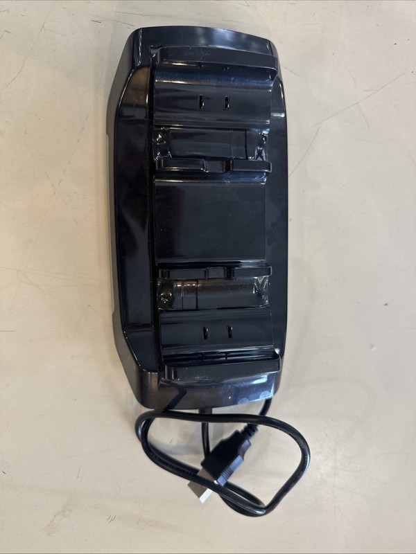 Ares Dual Charging Station For Xbox One (Batteries Not Included)