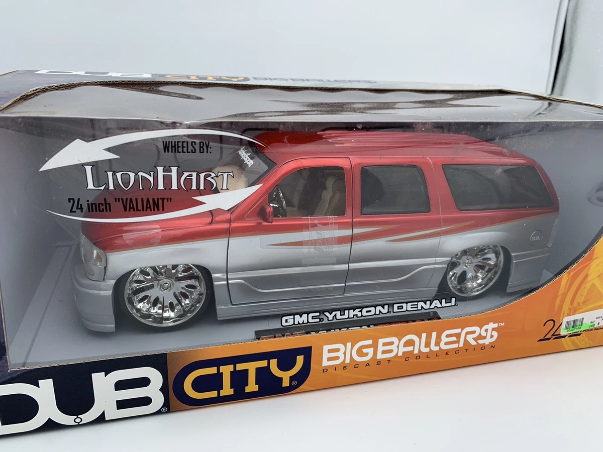 YukON DENALI1:18 scale Jada Toys DUB CITY GMC Ten Silver RARE