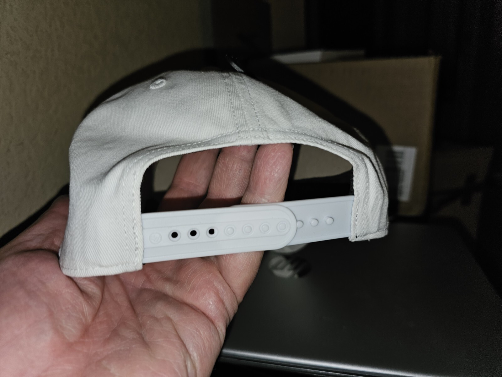 Picture 3 of 6