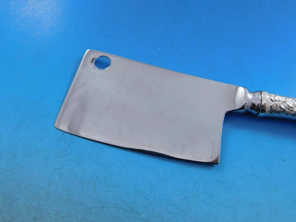 Cuchilla de queso de plata esterlina Repousse by Kirk HH con acero inoxidable personalizada 6 7/8" Foto 3 de 4