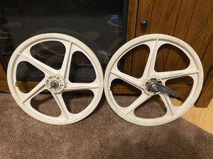 peregrine mag wheels