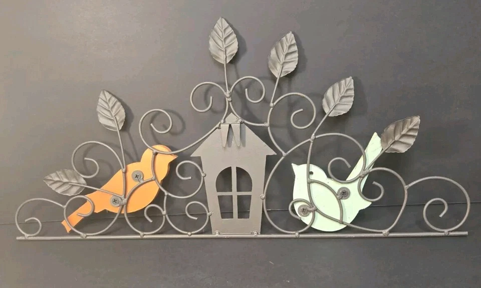 Elegante Hierro Forjado y Madera Pájaros, Pajarera, Hojas Colgante Decoración 19"L x 9"T Foto 2 de 4