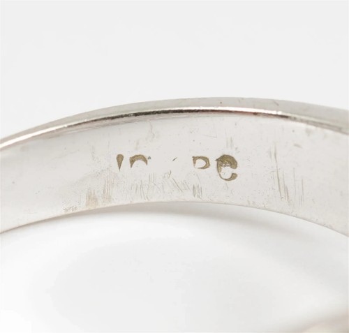 10k White Gold and Garnet Ring Size 6 - Picture 4 of 7
