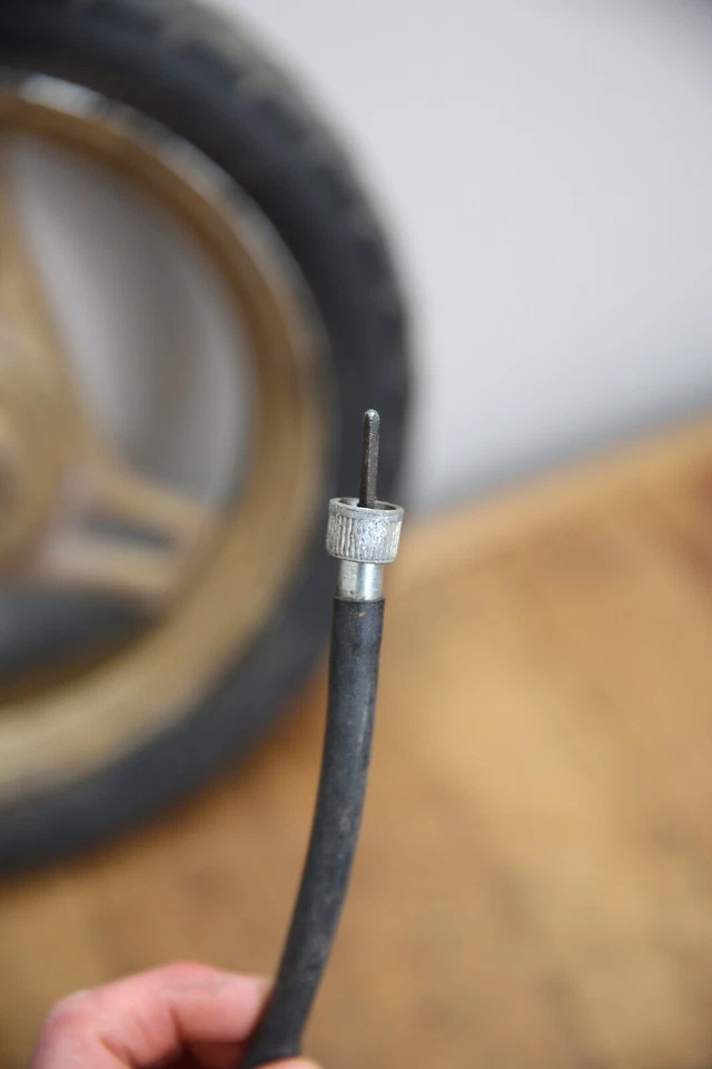 Yamaha Riva Razz 1986 rueda delantera neumático scooter tambor freno piezas vintage Foto 4 de 4