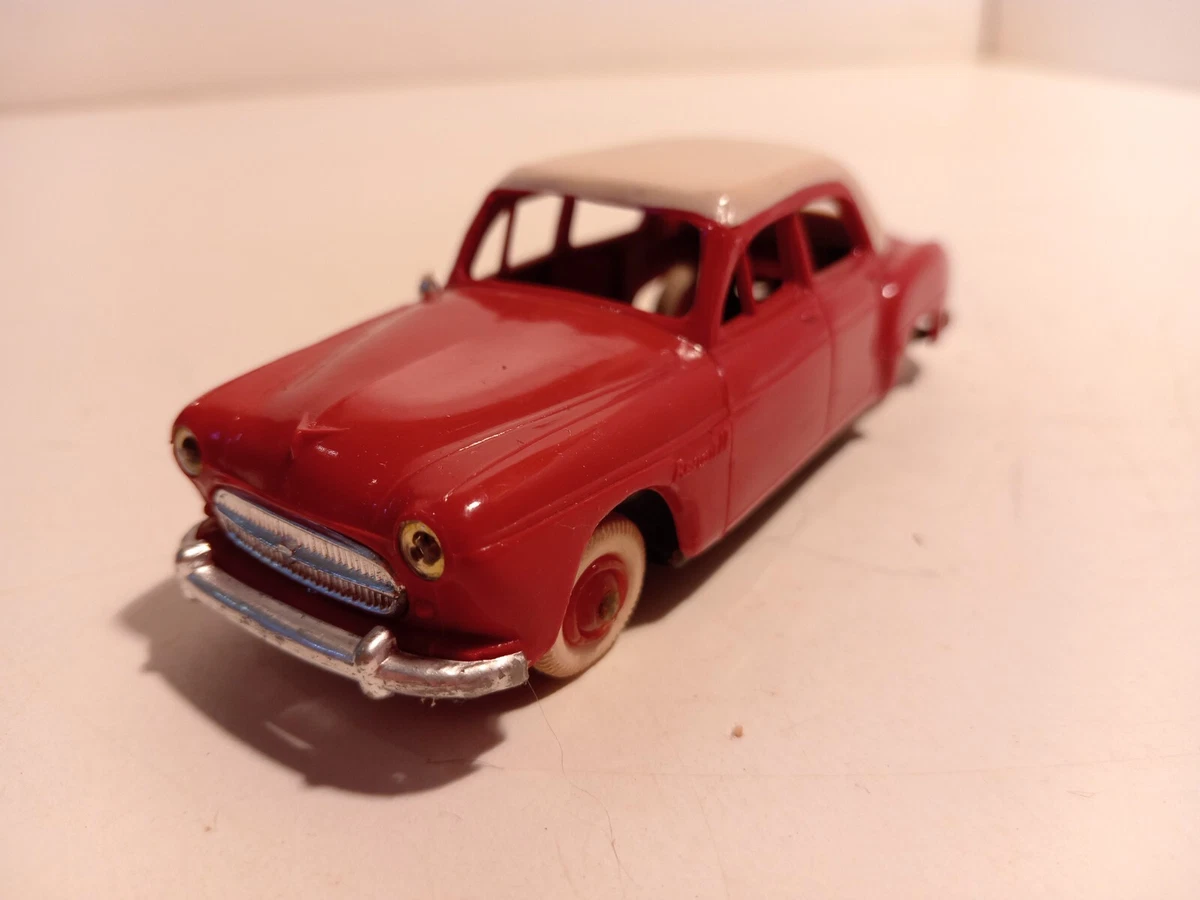 Norev F Renault Fregate Grand Pavois rouge et beige chassis tole 1/43 Norev F Renault Fregate Grand Pavois rouge et beige chassis tole 1/43