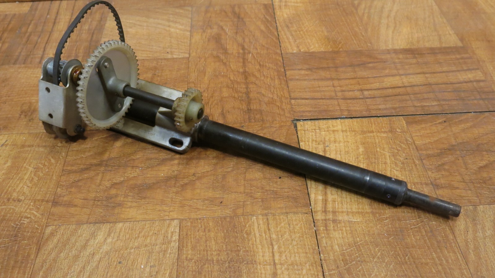 Rowe AMI JAL200/JEL200 Mech/Mechanism Magazine Drive/Pinion Gear w/ Shaft