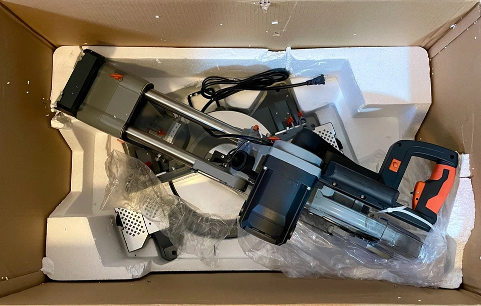 Sierra ingletadora compuesta deslizante DWT 12 pulgadas Foto 2 de 4