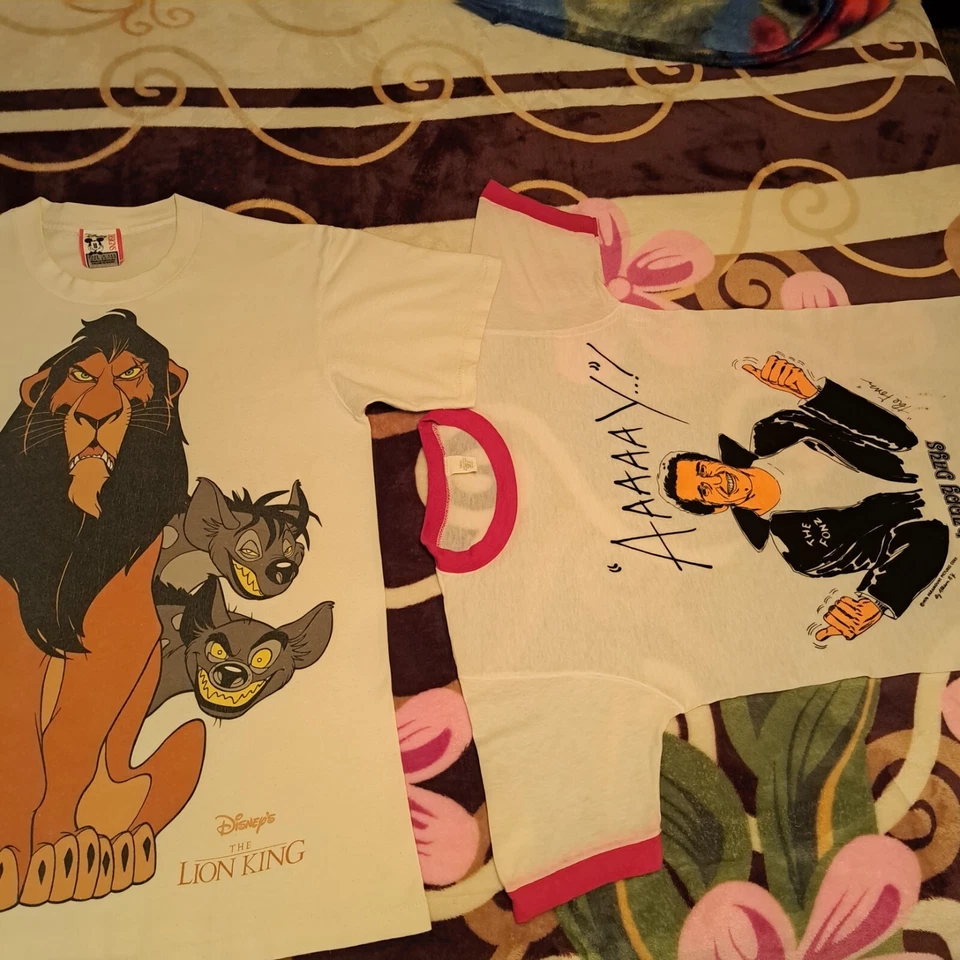Camiseta Cicatriz Verdadera De Colección Disney El Rey León Años 80 Estoy Rodeada De Idiotas RARA Foto 3 de 4
