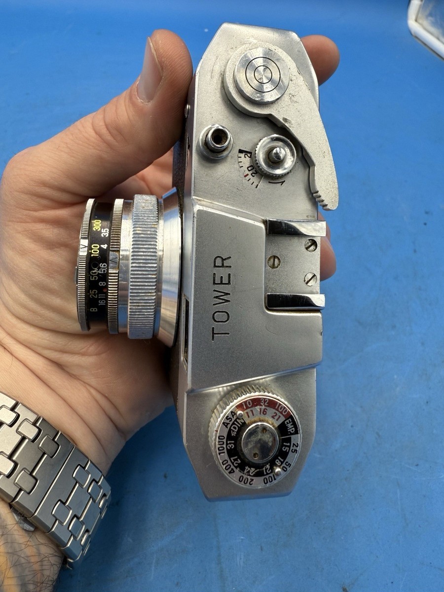 Mamiya U コンパクトカメラ＋純正トランプ付 レアセット1981年製 Mamiya U 赤 コンパクトフィルムカメラ - メルカリ