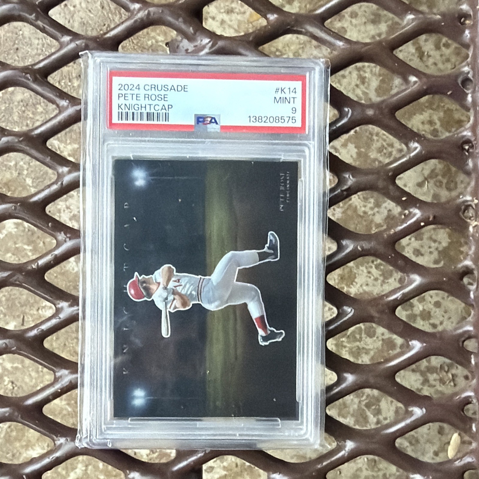 Panini 2024 Crusade Knightcap Pete Rose Cincinnati Reds #K-14 PSA 9 case hit Ssp