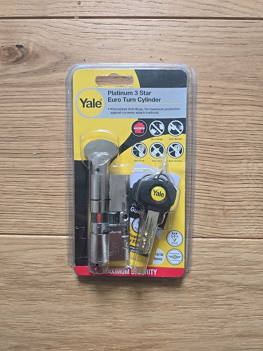 Yale Platinum Nickel-plated Brass Single Euro Thumbturn Cylinder lock, (L)70mm