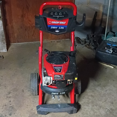 #ad Troy Bilt 175cc Briggs amp; Stratton Professional Pressure Washer 2700 Max PSI $150.00